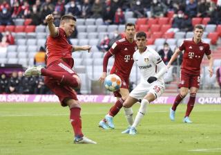 萨尔茨堡领先优势比赛，力夺小组头名