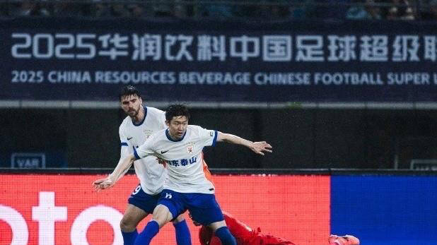 上海绿地申花惨遭山东泰山逆转，主场未能守擂成功的简单介绍