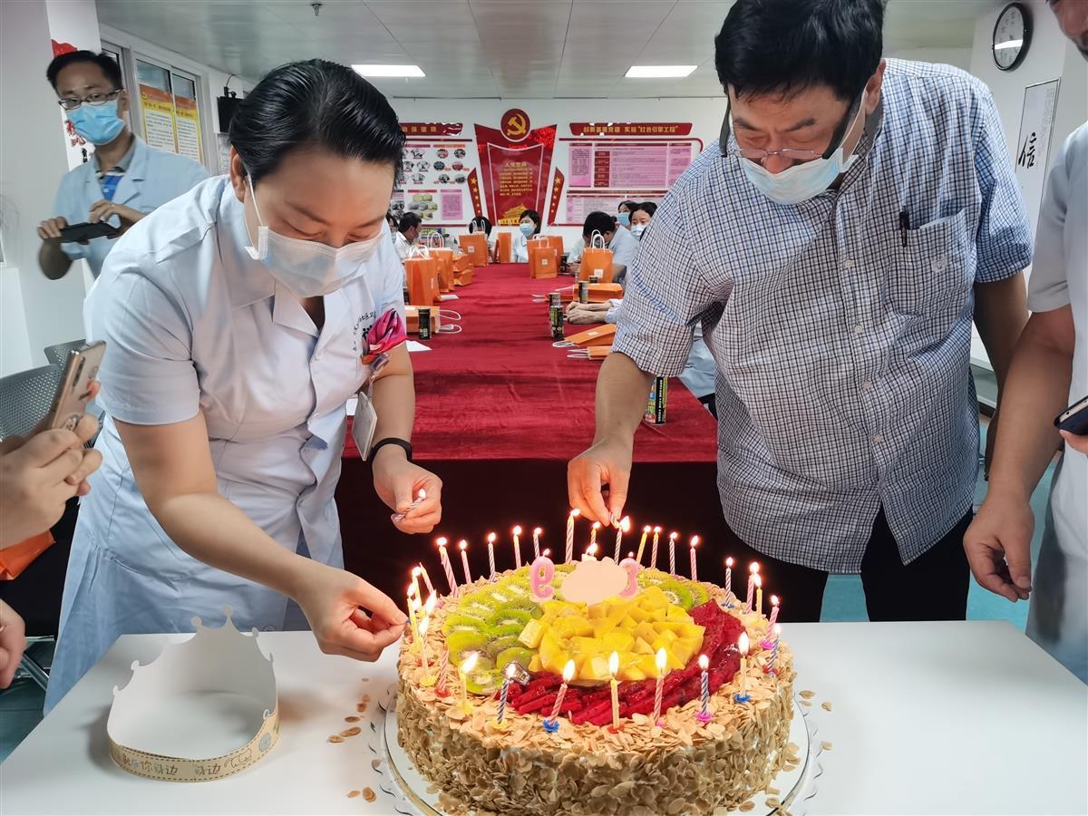 包含深耕基层!沈阳女足球队选材全国巡回选拔赛顺利进行的词条