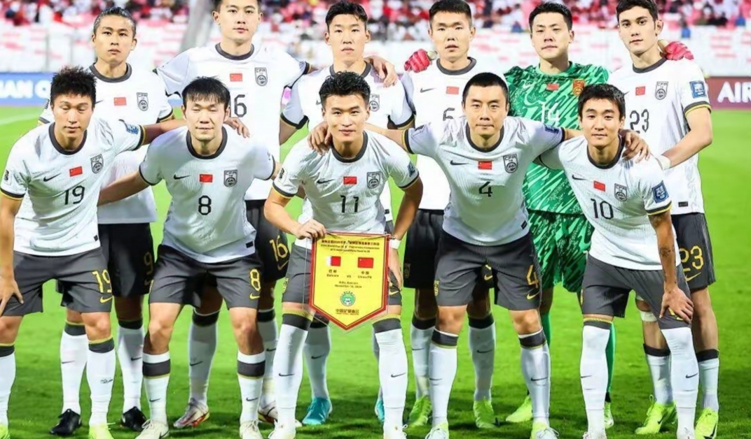 球员们充满斗志,奋勇向前,决胜关键的简单介绍