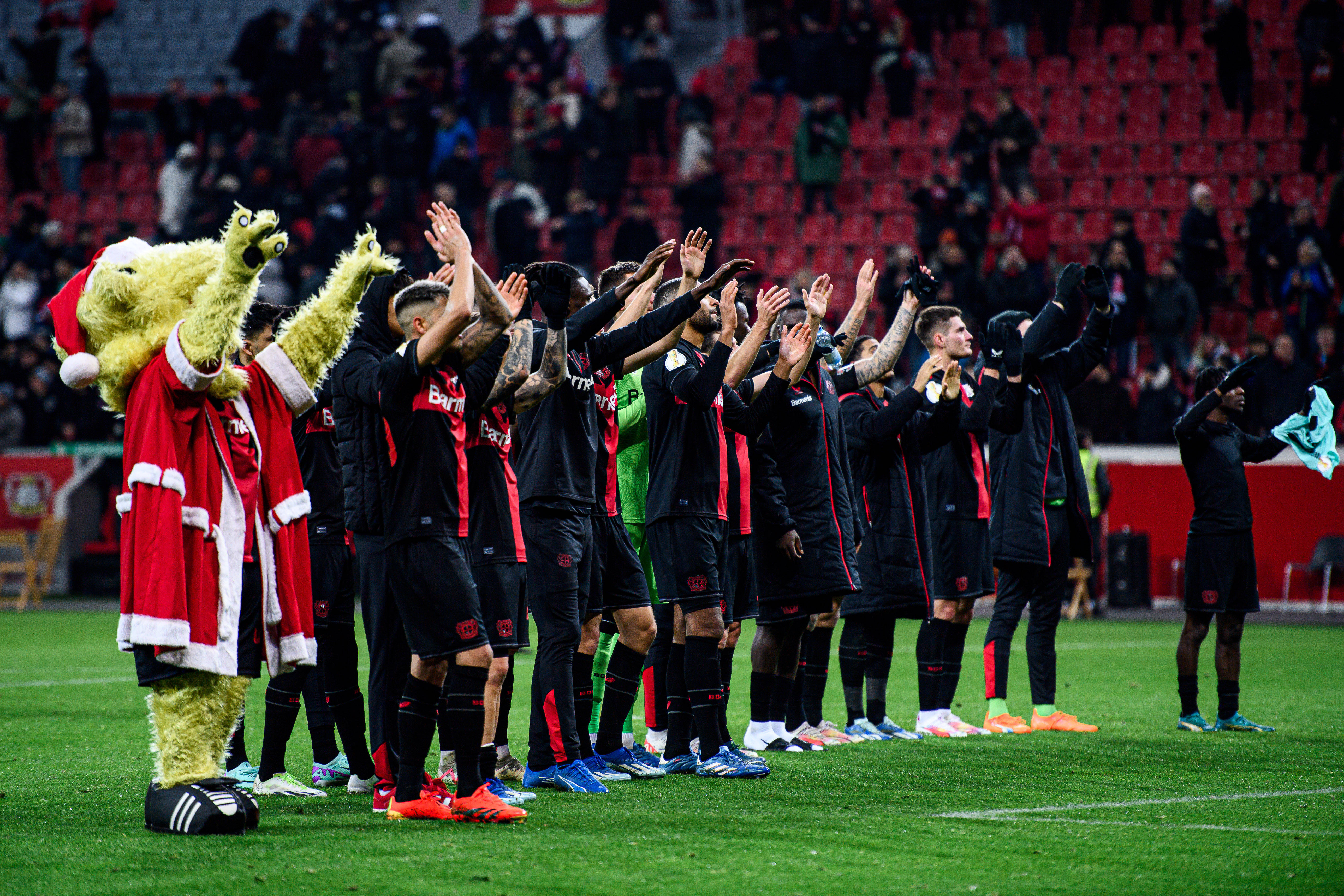 包含华夏幸福与河南建业激战,上演一场五轮不败之争的词条