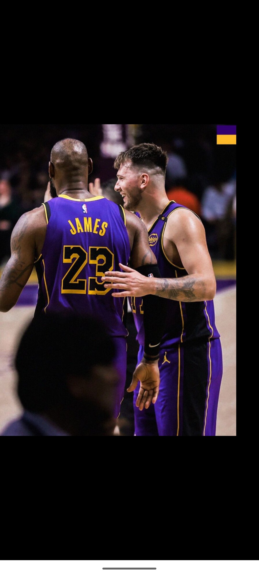 震撼!詹姆斯在田径赛场爆冷取胜!