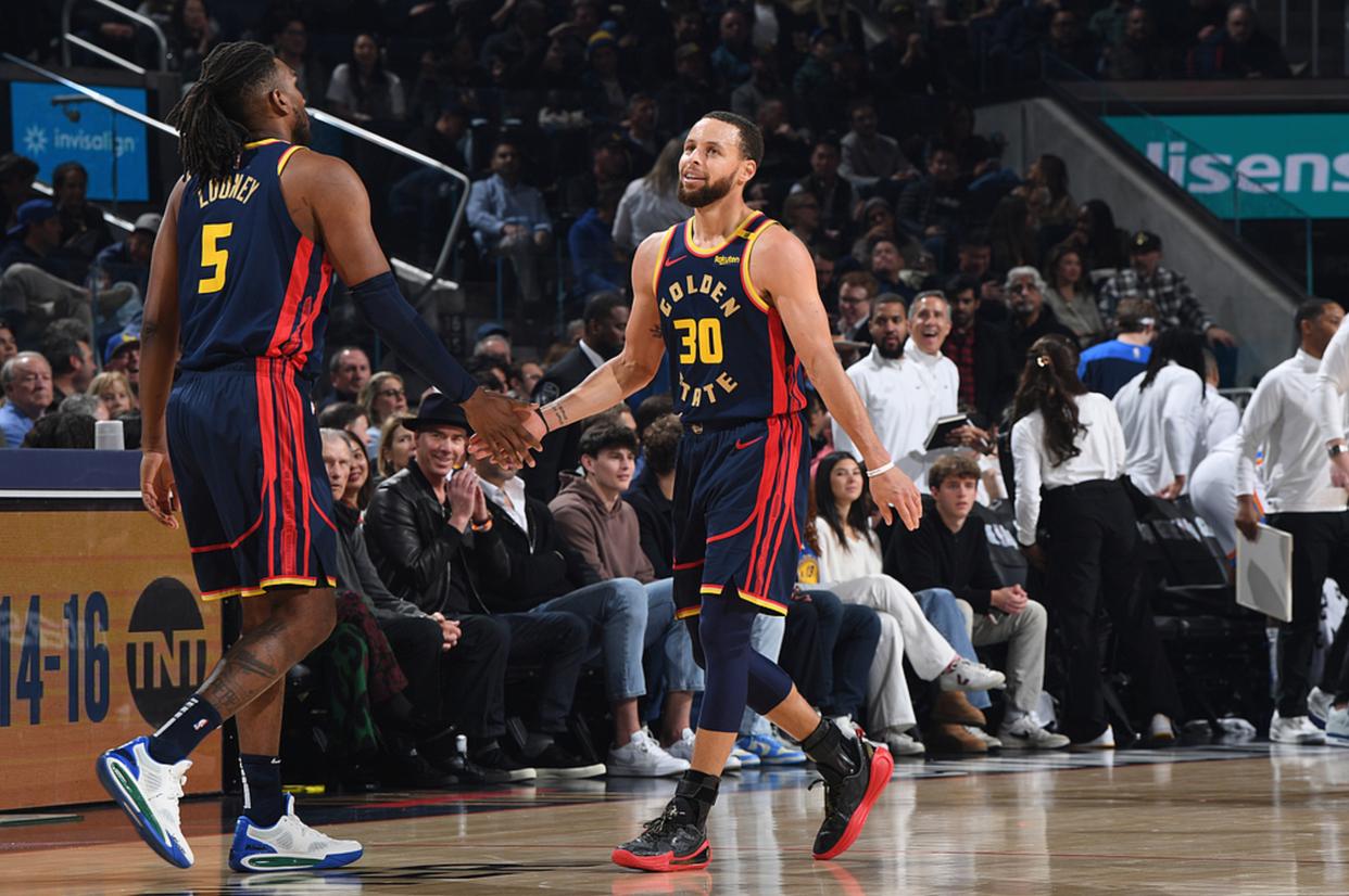 爵士惊艳全场,库里助攻爆棚,掀起高潮逆转取胜!