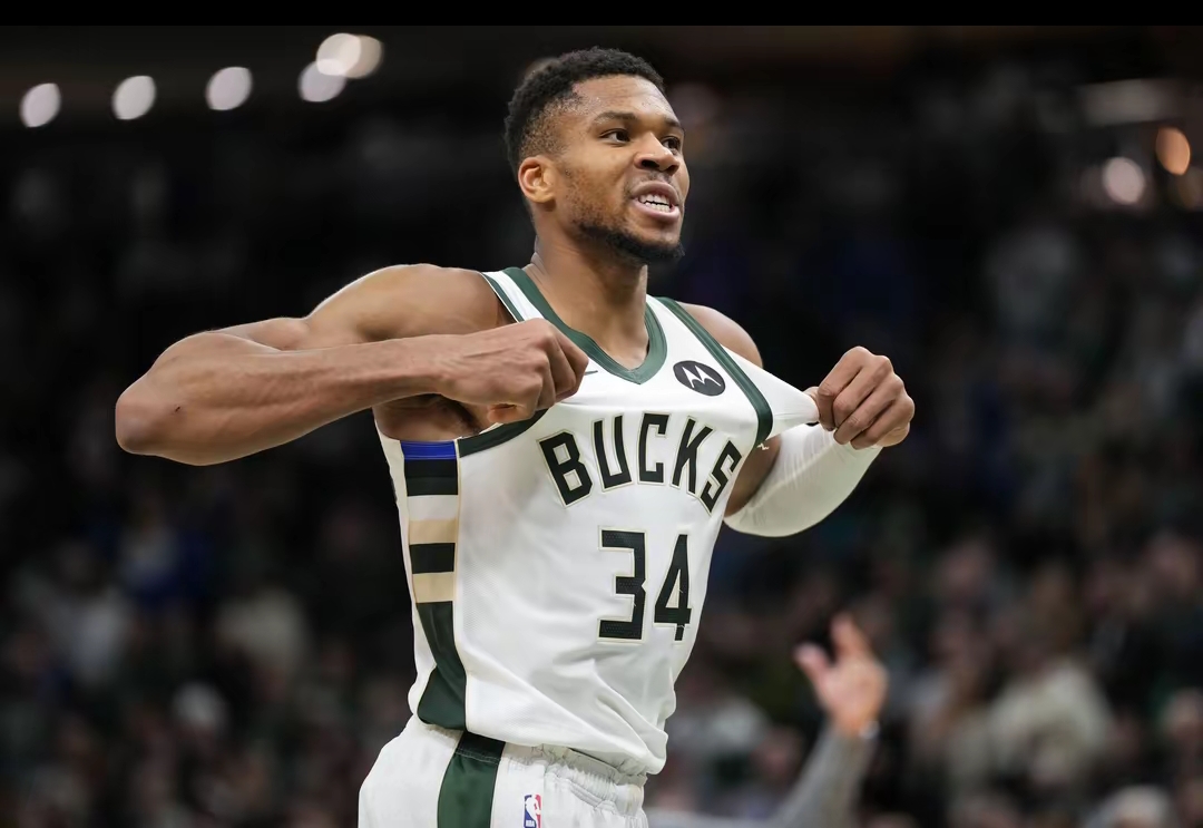 雄鹿狂砍米切尔分,迎来胜利迎来新赛季高光!